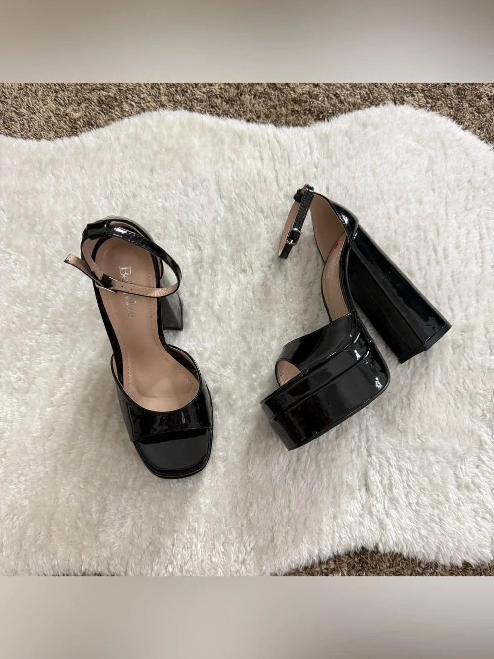 Mall goth vampy vixen black vinyl patent leather chunky platform heels | size 8